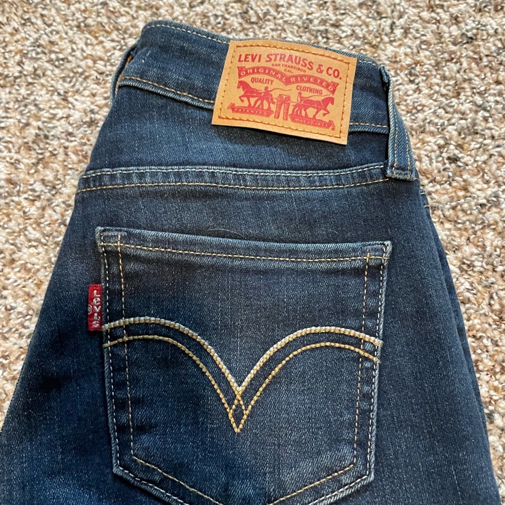 Levi’s 535 Super Skinny jeans NWOT